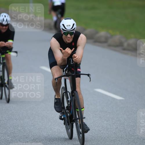 21.06.2025 - 27. Vierlanden-Triathlon H.Heesch http://msf.ph/oto/7992836 15.06.2025 12:03:54 Radfahren 151, 638, 764, 775, 798, 858, 956 meine-sportfotos.de