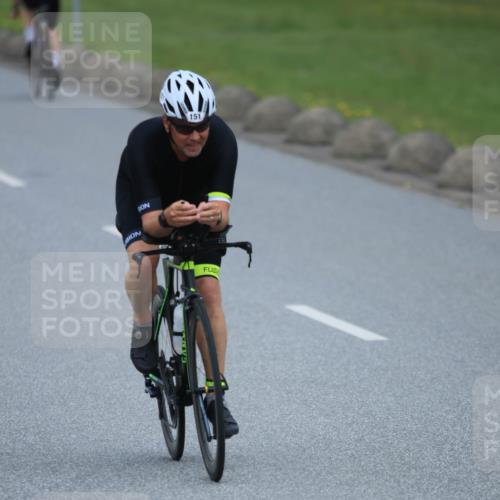 21.06.2025 - 27. Vierlanden-Triathlon H.Heesch http://msf.ph/oto/7992865 15.06.2025 12:03:55 Radfahren 151, 638, 764, 775, 798, 858, 956 meine-sportfotos.de