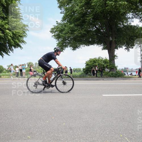 15.06.2025 - 7 Türme Triathlon Yannick Fuchs http://msf.ph/oto/7992983 15.06.2025 13:30:03 Radfahren 606, 1149 meine-sportfotos.de