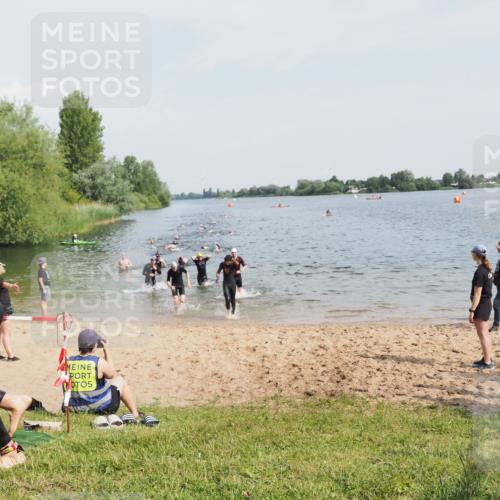 21.06.2025 - 27. Vierlanden-Triathlon MichiJ http://msf.ph/oto/7992993 15.06.2026 09:55:19 Schwimmen 299, 306, 311, 316, 327, 348, 353 meine-sportfotos.de