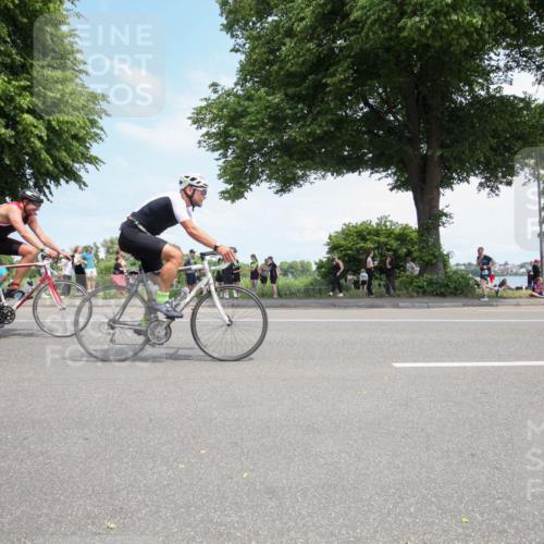 15.06.2025 - 7 Türme Triathlon Yannick Fuchs http://msf.ph/oto/7993006 15.06.2025 13:30:05 Radfahren 606 meine-sportfotos.de
