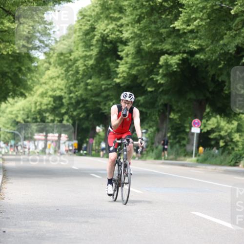 15.06.2025 - 7 Türme Triathlon Yannick Fuchs http://msf.ph/oto/7993026 15.06.2025 13:06:25 Radfahren 207, 464, 1200 meine-sportfotos.de