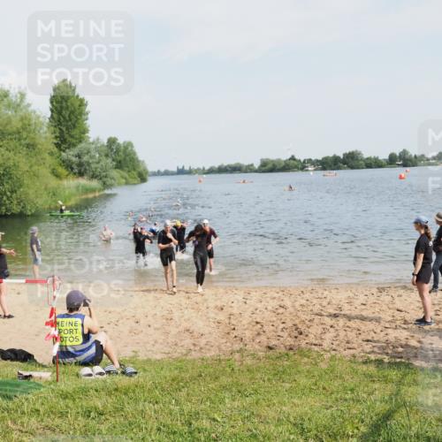 21.06.2025 - 27. Vierlanden-Triathlon MichiJ http://msf.ph/oto/7993029 15.06.2026 09:55:21 Schwimmen 299, 306, 316, 327, 335, 348, 353 meine-sportfotos.de