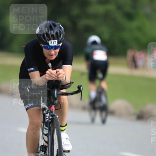 15.06.2025 - 27. Vierlanden-Triathlon H.Heesch http://msf.ph/oto/7993138 15.06.2025 10:21:23 Radfahren 36, 217, 371, 454 meine-sportfotos.de