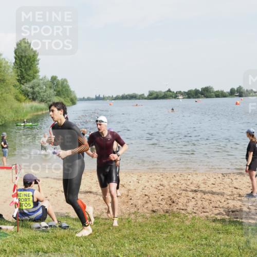 21.06.2025 - 27. Vierlanden-Triathlon MichiJ http://msf.ph/oto/7993177 15.06.2026 09:55:26 Schwimmen 272, 316, 327, 329, 335, 348, 353, 548 meine-sportfotos.de