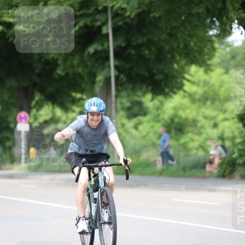 15.06.2025 - 7 Türme Triathlon Yannick Fuchs http://msf.ph/oto/7993205 15.06.2025 13:06:46 Radfahren 383, 544, 572, 1192 meine-sportfotos.de