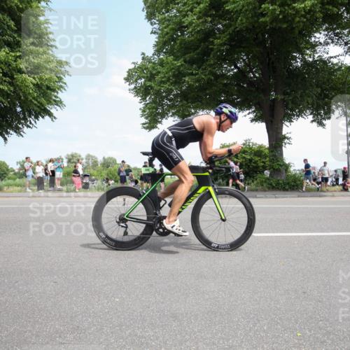 15.06.2025 - 7 Türme Triathlon Yannick Fuchs http://msf.ph/oto/7993219 15.06.2025 13:31:01 Radfahren 257, 512, 621, 636 meine-sportfotos.de