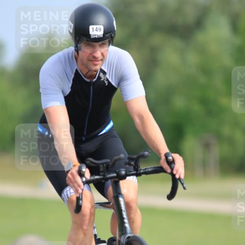 15.06.2025 - 27. Vierlanden-Triathlon H.Heesch http://msf.ph/oto/7993253 15.06.2025 10:22:17 Radfahren 39, 54, 73, 82, 94, 113, 149, 207, 466, 490, 612, 618 meine-sportfotos.de