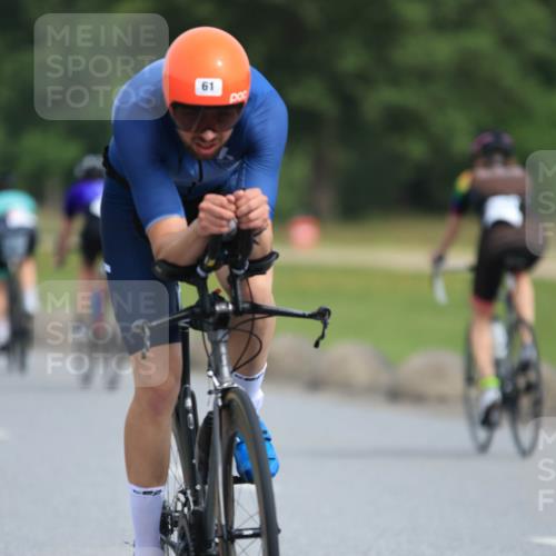 15.06.2025 - 27. Vierlanden-Triathlon H.Heesch http://msf.ph/oto/7993400 15.06.2025 10:23:52 Radfahren 61, 131, 475, 476, 511, 521, 554, 590 meine-sportfotos.de