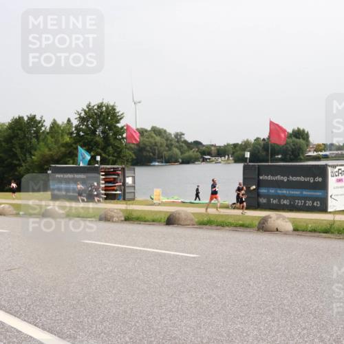 15.06.2025 - 27. Vierlanden-Triathlon H.Heesch http://msf.ph/oto/7993465 15.06.2025 11:16:26 Radfahren 603, 717, 794 meine-sportfotos.de