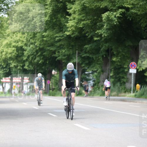 15.06.2025 - 7 Türme Triathlon Yannick Fuchs http://msf.ph/oto/7993477 15.06.2025 13:07:19 Radfahren 589, 702 meine-sportfotos.de