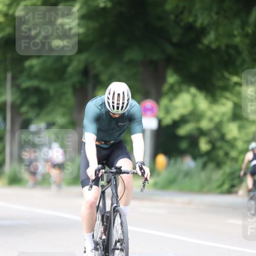 15.06.2025 - 7 Türme Triathlon Yannick Fuchs http://msf.ph/oto/7993497 15.06.2025 13:07:20 Radfahren 589 meine-sportfotos.de