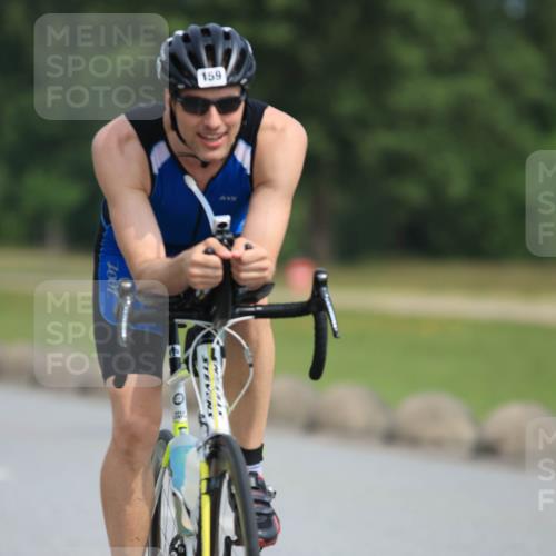 15.06.2025 - 27. Vierlanden-Triathlon H.Heesch http://msf.ph/oto/7993541 15.06.2025 10:25:42 Radfahren 69, 85, 159, 214, 487, 621, 626, 634 meine-sportfotos.de