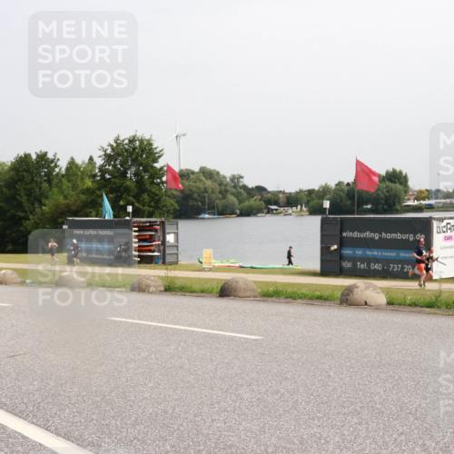 15.06.2025 - 27. Vierlanden-Triathlon H.Heesch http://msf.ph/oto/7993564 15.06.2025 11:16:28 Radfahren 45, 603, 717, 794, 805 meine-sportfotos.de