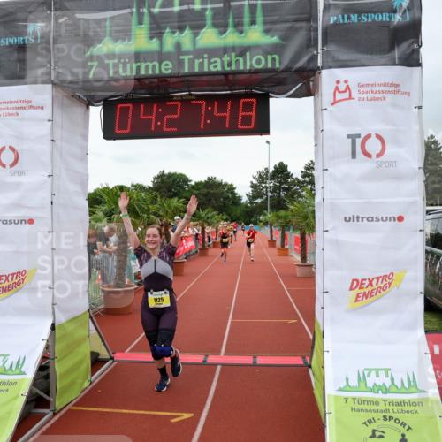 15.06.2025 - 7 Türme Triathlon Michael Strokosch http://msf.ph/oto/7993616 15.06.2025 14:27:48 Ziel 702, 911, 993, 1125 meine-sportfotos.de