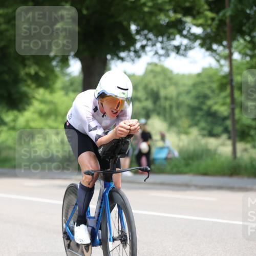 15.06.2025 - 7 Türme Triathlon Yannick Fuchs http://msf.ph/oto/7993640 15.06.2025 12:07:47 Radfahren 280, 282, 285, 292, 333 meine-sportfotos.de