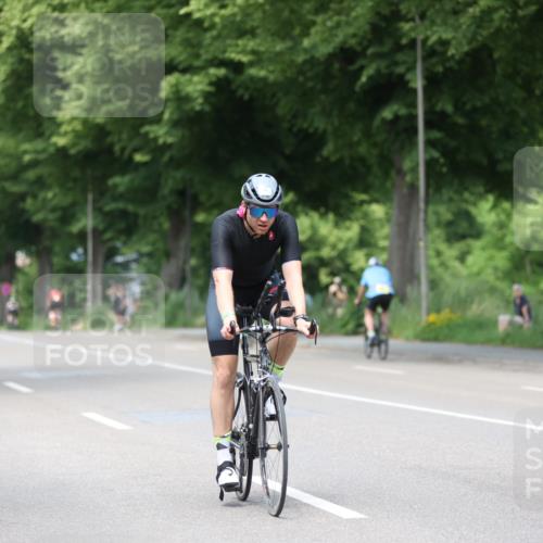 15.06.2025 - 7 Türme Triathlon Yannick Fuchs http://msf.ph/oto/7993693 15.06.2025 13:07:32 Radfahren 285, 295, 324, 548 meine-sportfotos.de