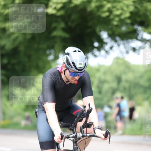 15.06.2025 - 7 Türme Triathlon Yannick Fuchs http://msf.ph/oto/7993706 15.06.2025 13:07:33 Radfahren 285, 295, 324 meine-sportfotos.de