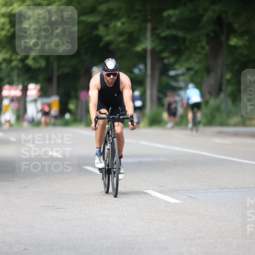 15.06.2025 - 7 Türme Triathlon Yannick Fuchs http://msf.ph/oto/7993720 15.06.2025 13:07:37 Radfahren 295 meine-sportfotos.de