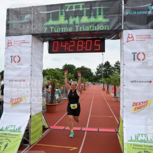 15.06.2025 - 7 Türme Triathlon Michael Strokosch http://msf.ph/oto/7993791 15.06.2025 14:28:05 Ziel 606, 706 meine-sportfotos.de
