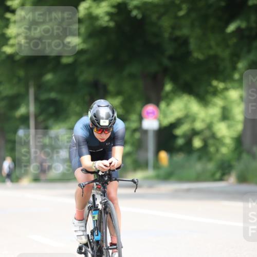 15.06.2025 - 7 Türme Triathlon Yannick Fuchs http://msf.ph/oto/7993796 15.06.2025 12:07:52 Radfahren 280, 285, 292, 295, 333 meine-sportfotos.de