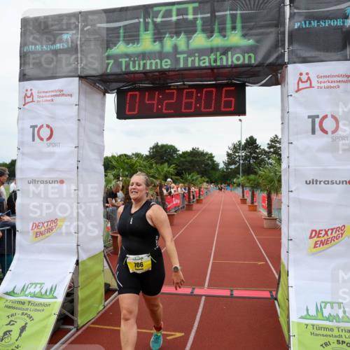 15.06.2025 - 7 Türme Triathlon Michael Strokosch http://msf.ph/oto/7993811 15.06.2025 14:28:05 Ziel 606, 706 meine-sportfotos.de