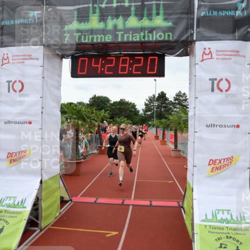 15.06.2025 - 7 Türme Triathlon Michael Strokosch http://msf.ph/oto/7993838 15.06.2025 14:28:20 Ziel 799, 831, 1163 meine-sportfotos.de
