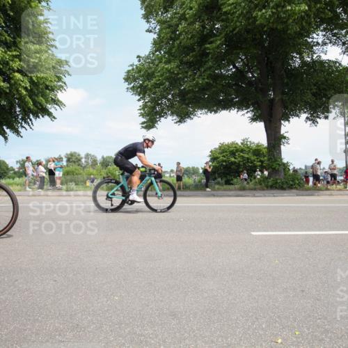 15.06.2025 - 7 Türme Triathlon Yannick Fuchs http://msf.ph/oto/7993944 15.06.2025 13:33:09 Radfahren 736, 927, 989, 1136, 1152 meine-sportfotos.de
