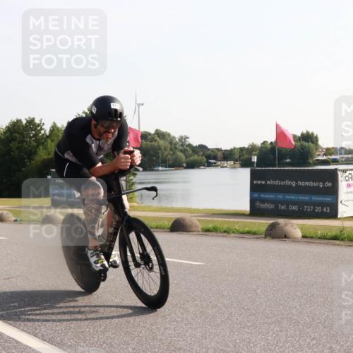 15.06.2025 - 27. Vierlanden-Triathlon H.Heesch http://msf.ph/oto/7993949 15.06.2025 09:02:39 Radfahren 133, 169, 178 meine-sportfotos.de