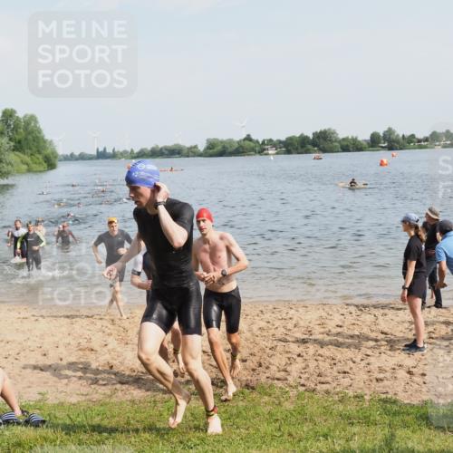 21.06.2025 - 27. Vierlanden-Triathlon MichiJ http://msf.ph/oto/7993975 15.06.2026 09:55:54 Schwimmen 280, 283, 303, 308, 310, 312, 322, 331, 338 meine-sportfotos.de