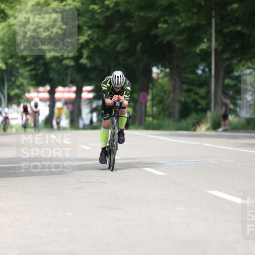 15.06.2025 - 7 Türme Triathlon Yannick Fuchs http://msf.ph/oto/7993985 15.06.2025 12:08:21 Radfahren 220, 267, 311, 340 meine-sportfotos.de