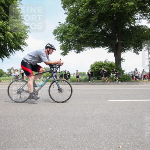 15.06.2025 - 7 Türme Triathlon Yannick Fuchs http://msf.ph/oto/7994077 15.06.2025 13:33:34 Radfahren 512, 534, 889 meine-sportfotos.de