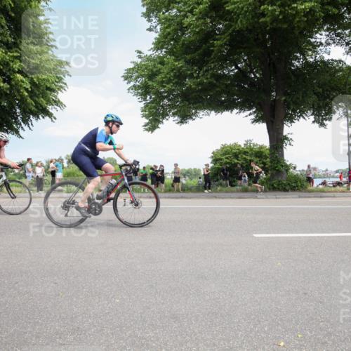 15.06.2025 - 7 Türme Triathlon Yannick Fuchs http://msf.ph/oto/7994155 15.06.2025 13:33:59 Radfahren 376, 853, 926, 1142, 1180 meine-sportfotos.de