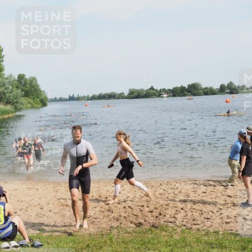 21.06.2025 - 27. Vierlanden-Triathlon MichiJ http://msf.ph/oto/7994165 15.06.2026 09:56:01 Schwimmen 268, 277, 283, 285, 308, 310, 312, 322, 357 meine-sportfotos.de