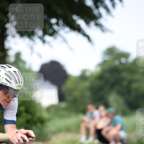 15.06.2025 - 7 Türme Triathlon Yannick Fuchs http://msf.ph/oto/7994188 15.06.2025 13:08:05 Radfahren 299, 552 meine-sportfotos.de