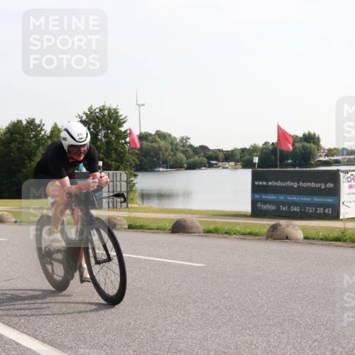 15.06.2025 - 27. Vierlanden-Triathlon H.Heesch http://msf.ph/oto/7994205 15.06.2025 09:07:34 Radfahren 14, 178, 234 meine-sportfotos.de