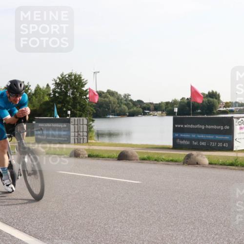 15.06.2025 - 27. Vierlanden-Triathlon H.Heesch http://msf.ph/oto/7994218 15.06.2025 09:07:35 Radfahren 14, 178, 234 meine-sportfotos.de