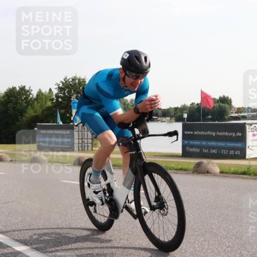15.06.2025 - 27. Vierlanden-Triathlon H.Heesch http://msf.ph/oto/7994233 15.06.2025 09:07:35 Radfahren 14, 178, 234 meine-sportfotos.de