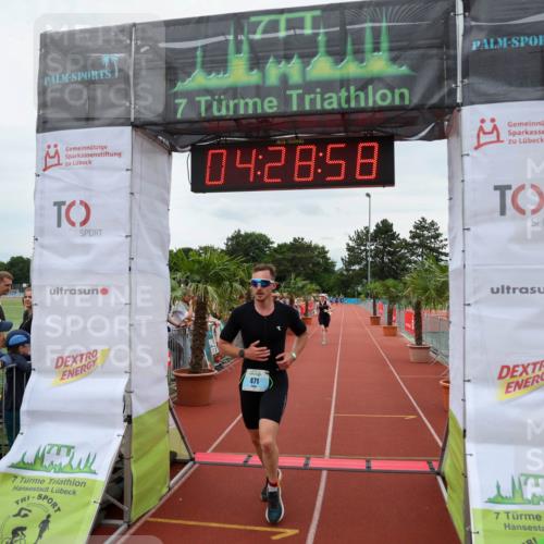 15.06.2025 - 7 Türme Triathlon Michael Strokosch http://msf.ph/oto/7994245 15.06.2025 14:28:58 Ziel 471, 1015 meine-sportfotos.de