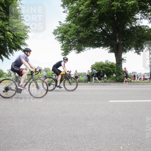 15.06.2025 - 7 Türme Triathlon Yannick Fuchs http://msf.ph/oto/7994247 15.06.2025 13:34:33 Radfahren 196, 910, 1074 meine-sportfotos.de