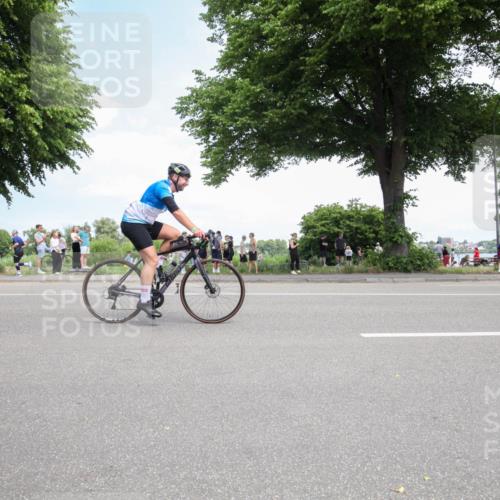 15.06.2025 - 7 Türme Triathlon Yannick Fuchs http://msf.ph/oto/7994264 15.06.2025 13:34:39 Radfahren  meine-sportfotos.de