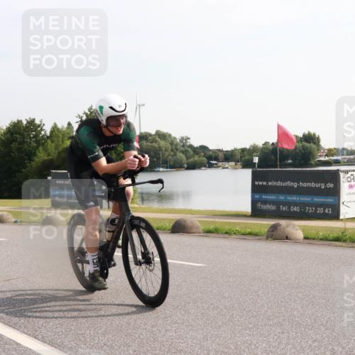 15.06.2025 - 27. Vierlanden-Triathlon H.Heesch http://msf.ph/oto/7994285 15.06.2025 09:08:12 Radfahren 36, 60 meine-sportfotos.de