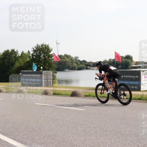 15.06.2025 - 27. Vierlanden-Triathlon H.Heesch http://msf.ph/oto/7994290 15.06.2025 09:08:13 Radfahren 36, 60 meine-sportfotos.de