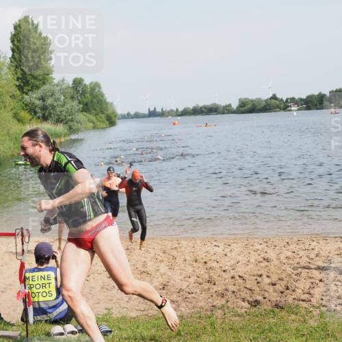21.06.2025 - 27. Vierlanden-Triathlon MichiJ http://msf.ph/oto/7994296 15.06.2026 09:56:07 Schwimmen 268, 277, 285, 310, 312, 315, 349, 357 meine-sportfotos.de