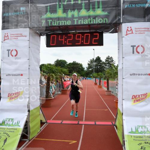 15.06.2025 - 7 Türme Triathlon Michael Strokosch http://msf.ph/oto/7994306 15.06.2025 14:29:01 Ziel 471, 1015 meine-sportfotos.de