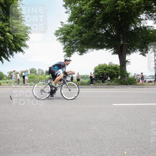 15.06.2025 - 7 Türme Triathlon Yannick Fuchs http://msf.ph/oto/7994324 15.06.2025 13:34:57 Radfahren 1186 meine-sportfotos.de