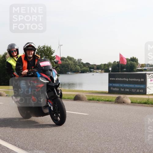 15.06.2025 - 27. Vierlanden-Triathlon H.Heesch http://msf.ph/oto/7994349 15.06.2025 09:08:59 Radfahren 15 meine-sportfotos.de