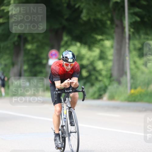 15.06.2025 - 7 Türme Triathlon Yannick Fuchs http://msf.ph/oto/7994351 15.06.2025 13:08:41 Radfahren 329, 643 meine-sportfotos.de