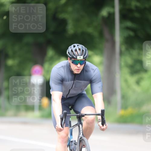 15.06.2025 - 7 Türme Triathlon Yannick Fuchs http://msf.ph/oto/7994385 15.06.2025 13:08:44 Radfahren 329 meine-sportfotos.de