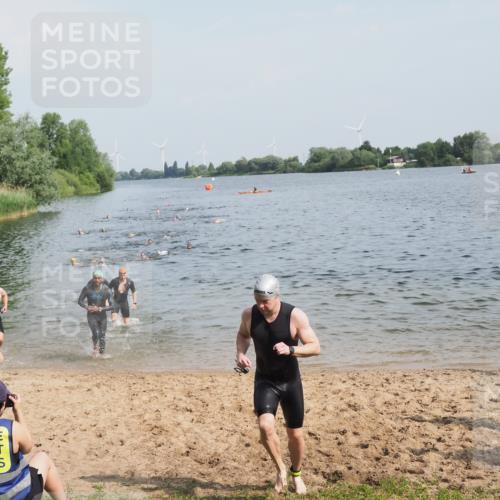 21.06.2025 - 27. Vierlanden-Triathlon MichiJ http://msf.ph/oto/7994455 15.06.2026 09:56:14 Schwimmen 260, 277, 285, 314, 315, 323, 349, 357, 438 meine-sportfotos.de
